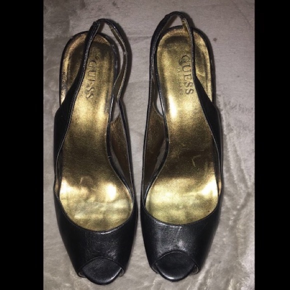 Black Heels - Picture 1 of 6